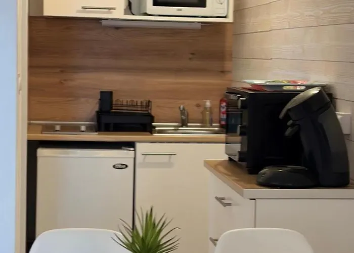 L'eveil Marin شقة لوسات